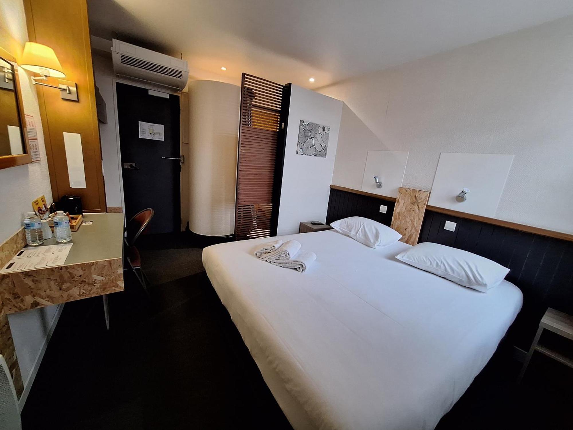 Hotel Escale Kennedy Mérignac Esterno foto