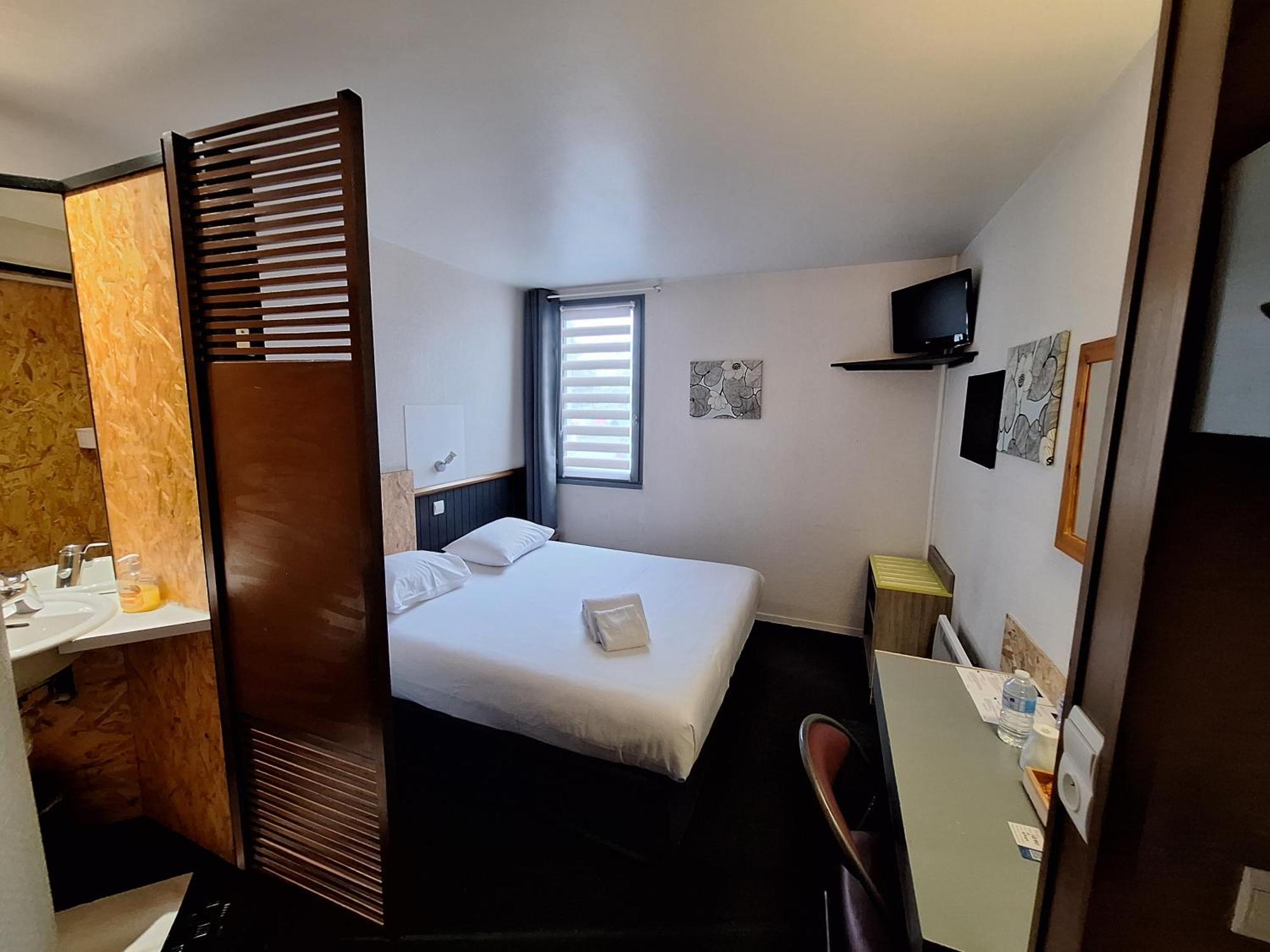Hotel Escale Kennedy Mérignac Esterno foto