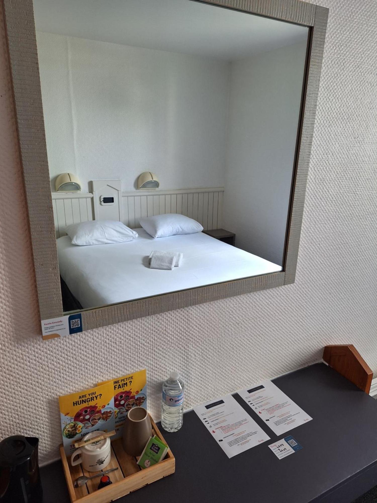 Hotel Escale Kennedy Mérignac Esterno foto