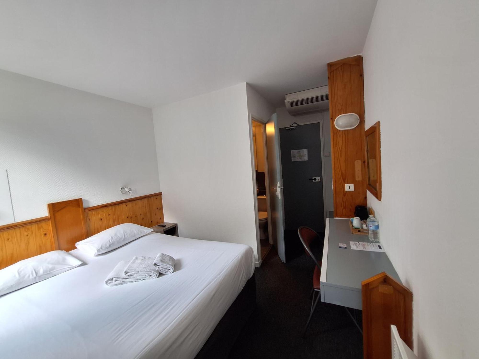 Hotel Escale Kennedy Mérignac Esterno foto