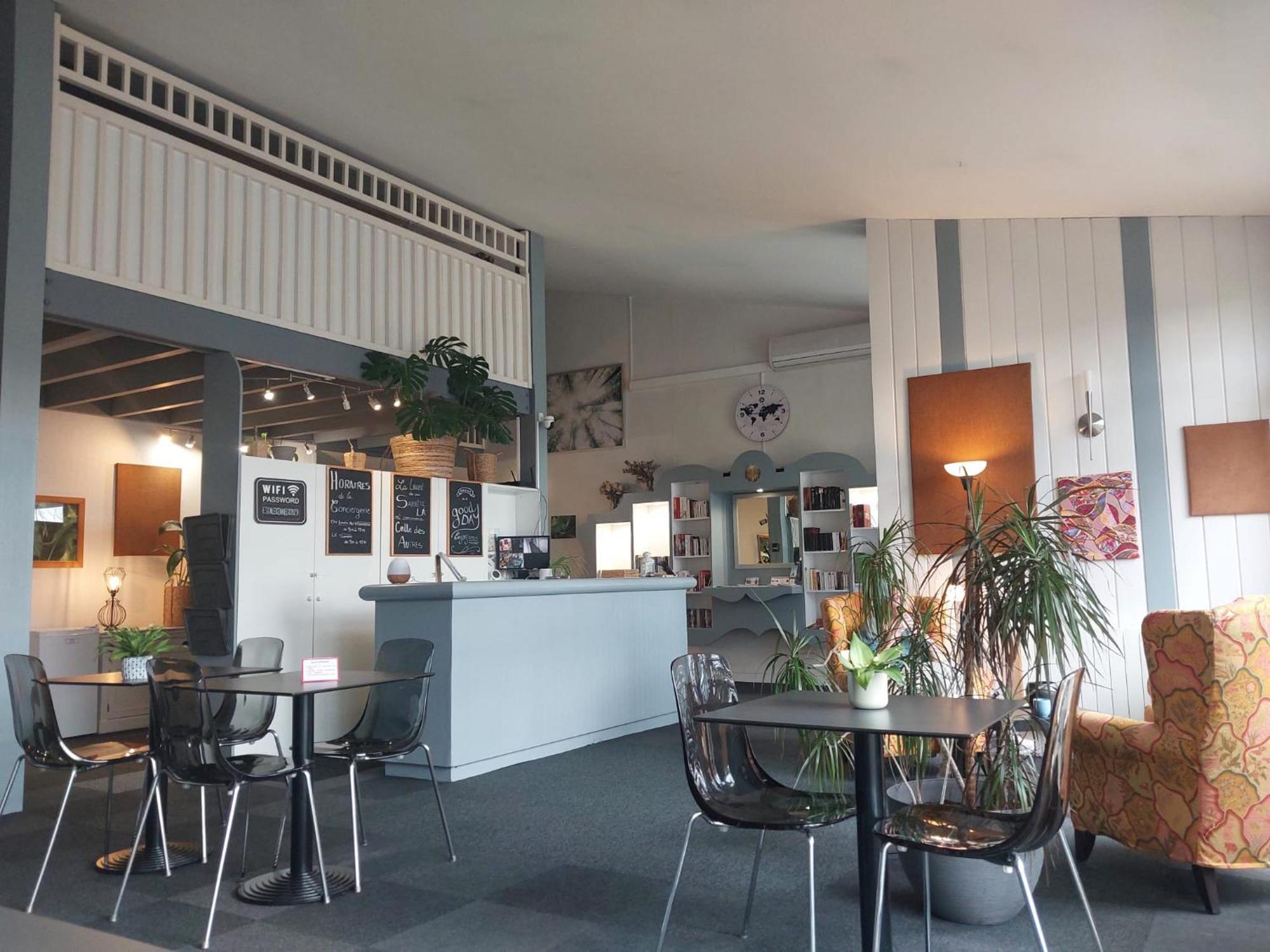 Hotel Escale Kennedy Mérignac Esterno foto